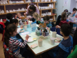 Year 1 go to Totnes for painting and pottery